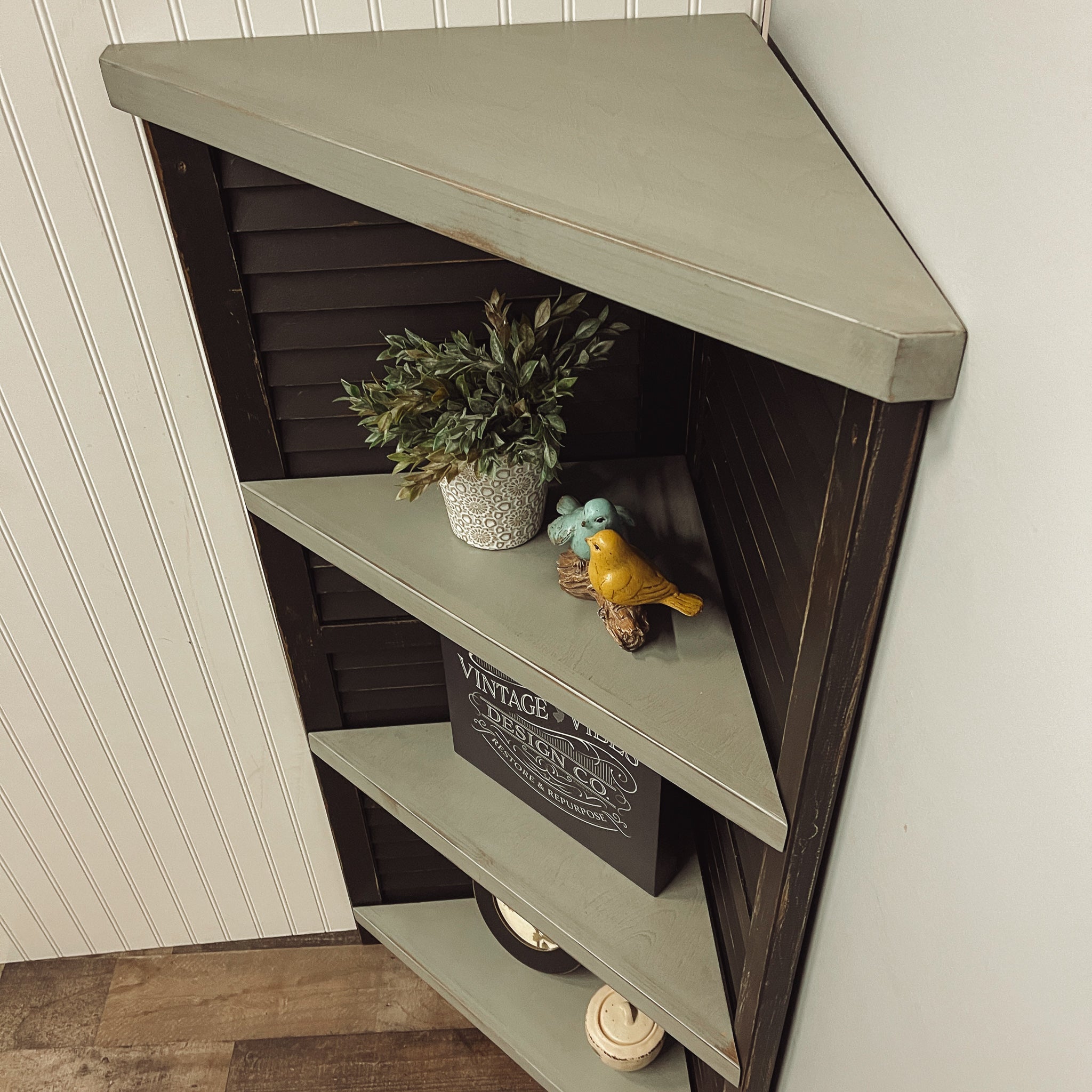 Shutter Corner Shelf - Black/Sage