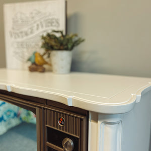 Vintage TV Cabinet Pet Bed - White