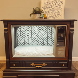 Vintage TV Cabinet Pet Bed - Black